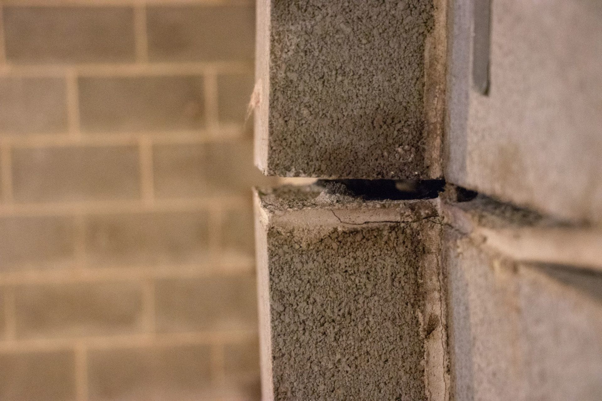 Bad bowing wall